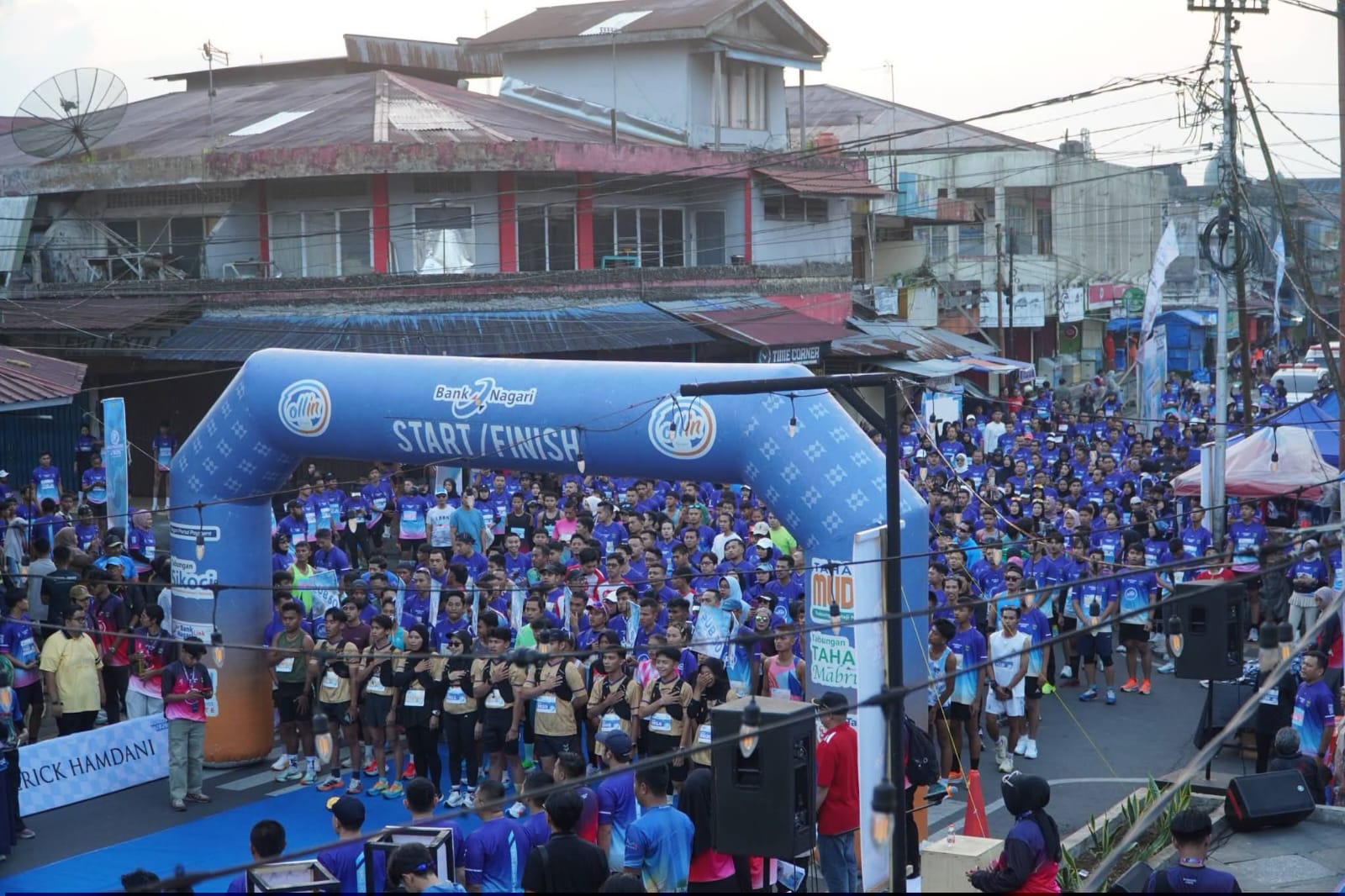 Suasana pelari digaris star.